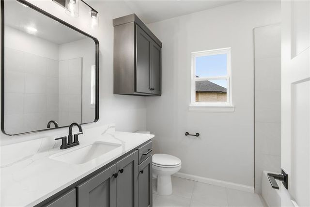 11721 NW 105th Street, Yukon, OK 73099