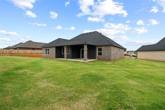 11721 NW 105th Street, Yukon, OK 73099