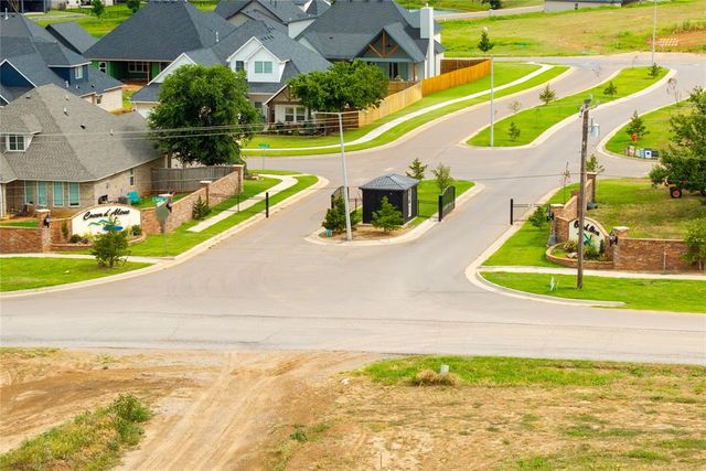 11721 NW 105th Street, Yukon, OK 73099