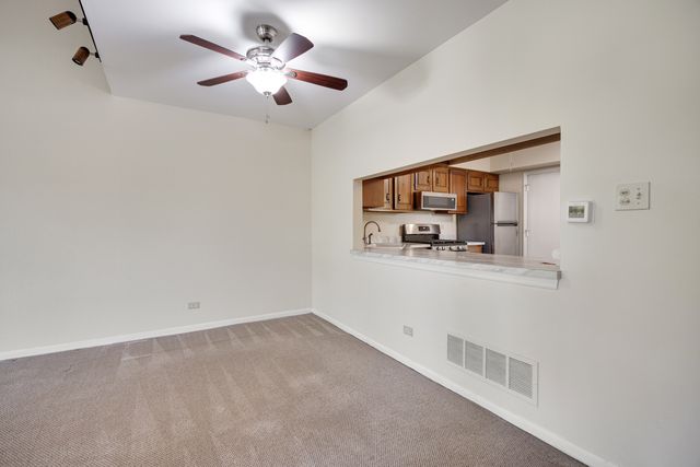 1525 Columbia Court, Elk Grove Village, IL 60007