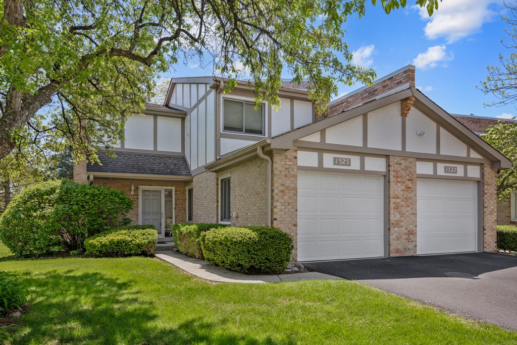 1525 Columbia Court, Elk Grove Village, IL 60007