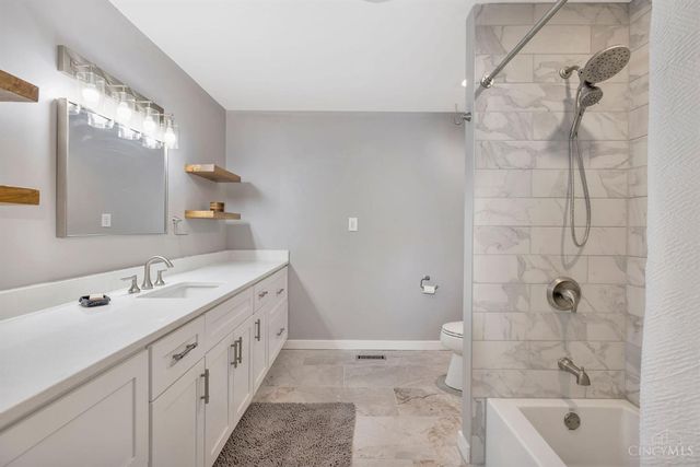 2964 Golden Fox Trail, Turtle Creek Twp, OH 45036