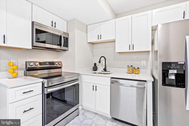 424 53RD ST SE, Washington, DC 20019