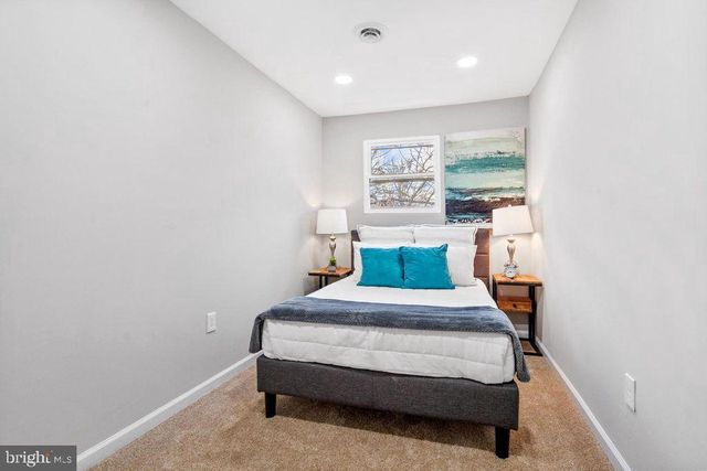 424 53RD ST SE, Washington, DC 20019