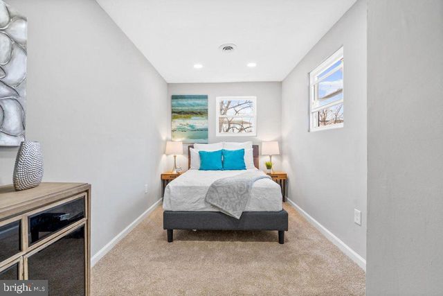 424 53RD ST SE, Washington, DC 20019