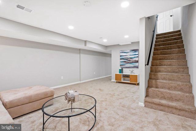 424 53RD ST SE, Washington, DC 20019