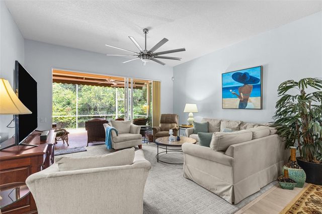 6662 OAKBROOKE CIRCLE, Bradenton, FL 34202