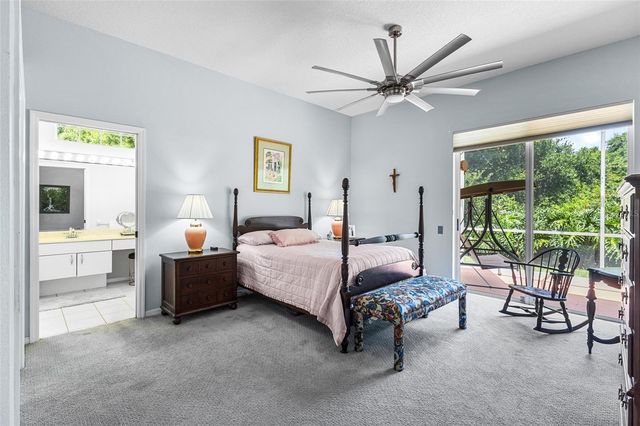 6662 OAKBROOKE CIRCLE, Bradenton, FL 34202