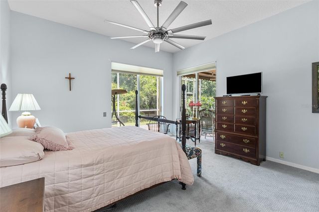 6662 OAKBROOKE CIRCLE, Bradenton, FL 34202