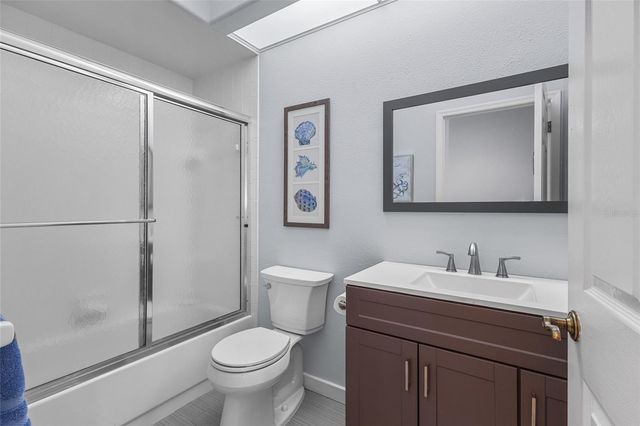 6662 OAKBROOKE CIRCLE, Bradenton, FL 34202