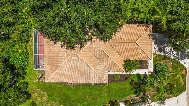 6662 OAKBROOKE CIRCLE, Bradenton, FL 34202