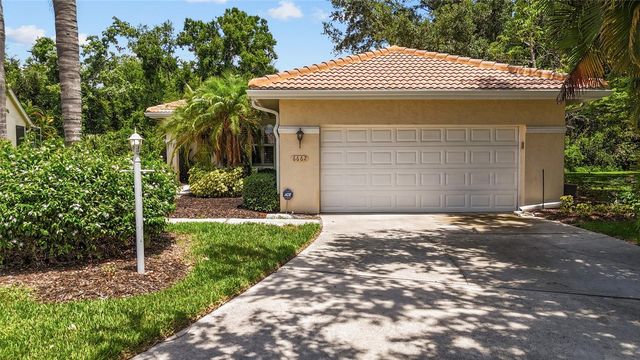 6662 OAKBROOKE CIRCLE, Bradenton, FL 34202