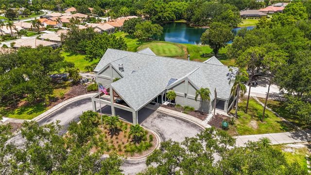 6662 OAKBROOKE CIRCLE, Bradenton, FL 34202