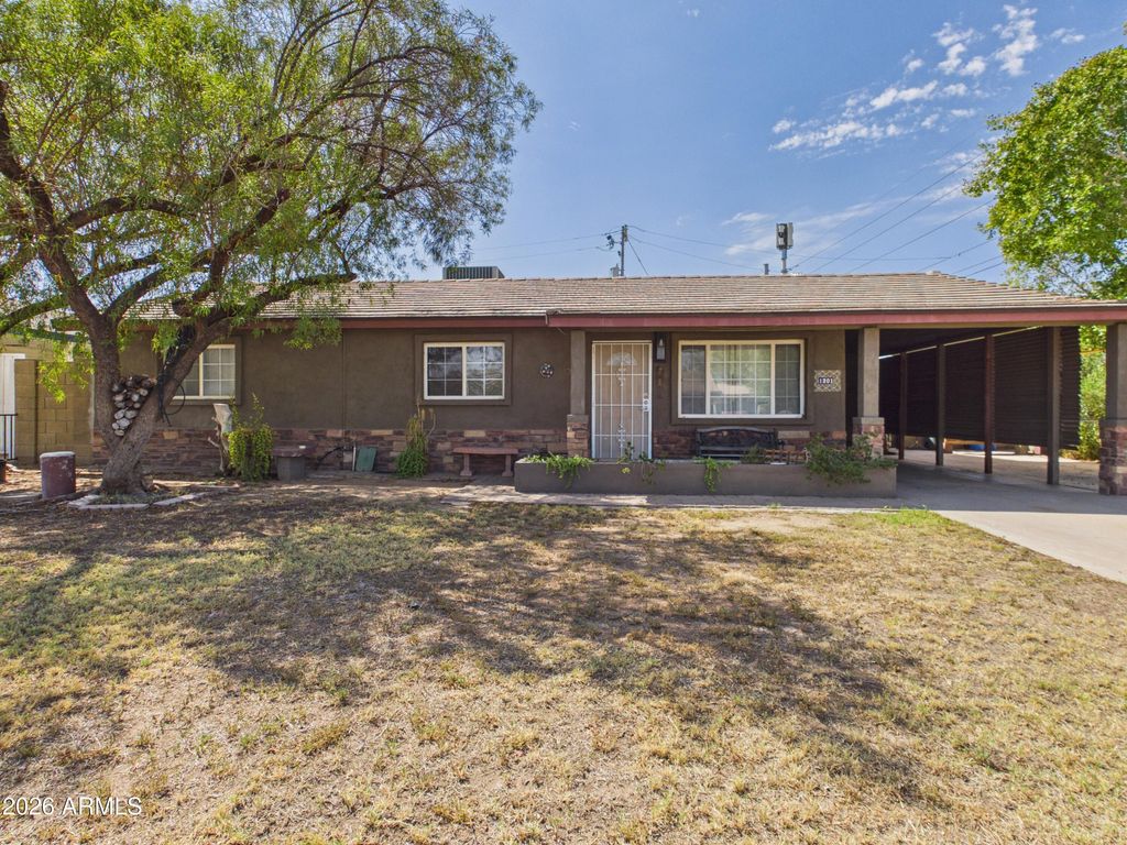 1201 E GRISWOLD Road, Phoenix, AZ 85020 — photo 2