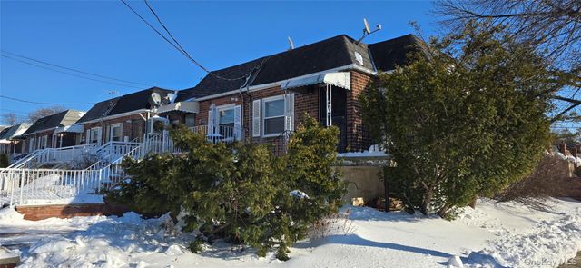 11502 Poppenhusen Avenue, College Point, NY 11356