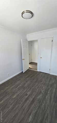 11502 Poppenhusen Avenue, College Point, NY 11356