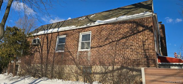 11502 Poppenhusen Avenue, College Point, NY 11356