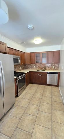 11502 Poppenhusen Avenue, College Point, NY 11356