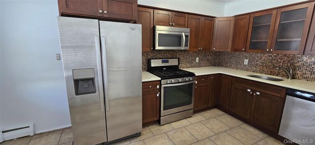 11502 Poppenhusen Avenue, College Point, NY 11356