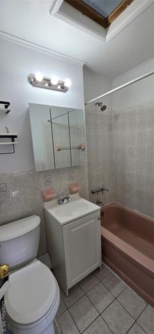 11502 Poppenhusen Avenue, College Point, NY 11356