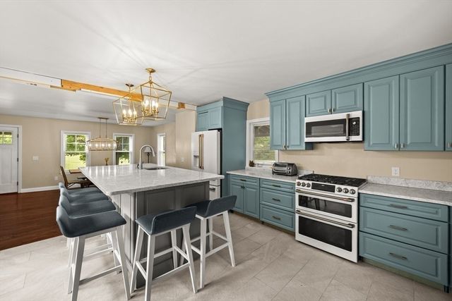 551 Tremont St, Taunton, MA 02780