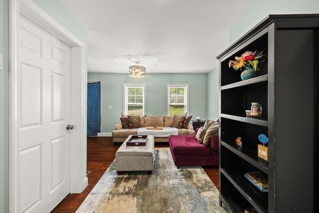 551 Tremont St, Taunton, MA 02780