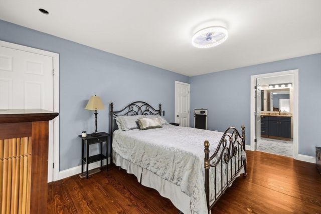 551 Tremont St, Taunton, MA 02780