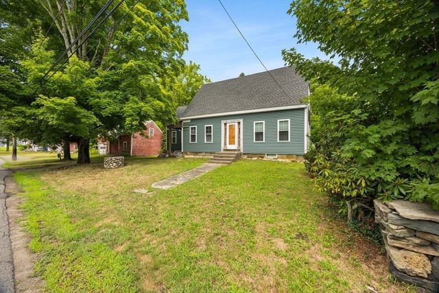551 Tremont St, Taunton, MA 02780