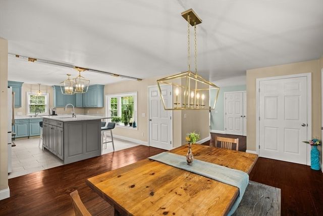 551 Tremont St, Taunton, MA 02780