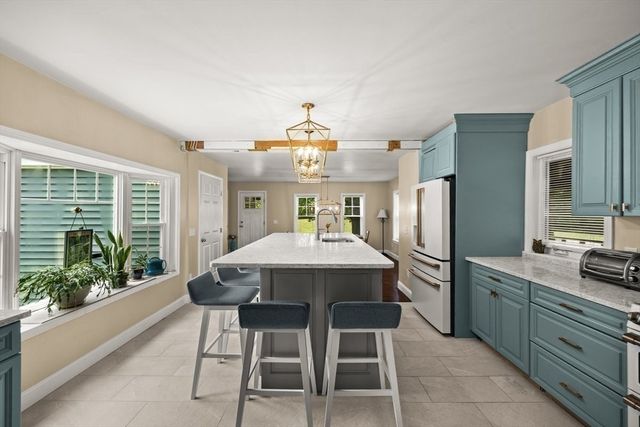 551 Tremont St, Taunton, MA 02780