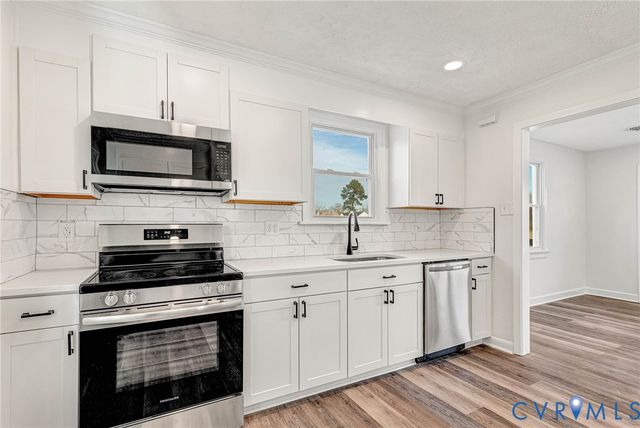 5202 Eanes Ln, Henrico, VA 23231