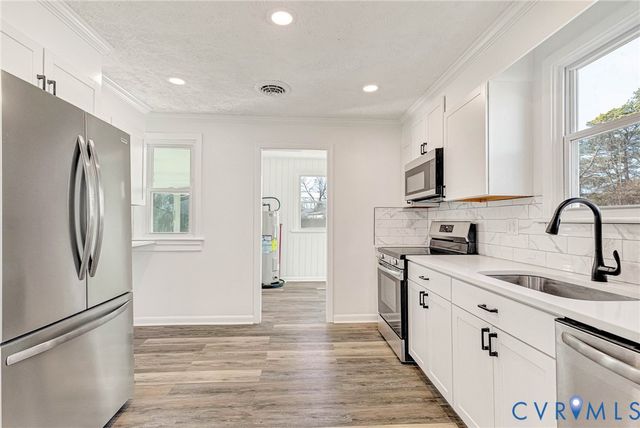 5202 Eanes Ln, Henrico, VA 23231