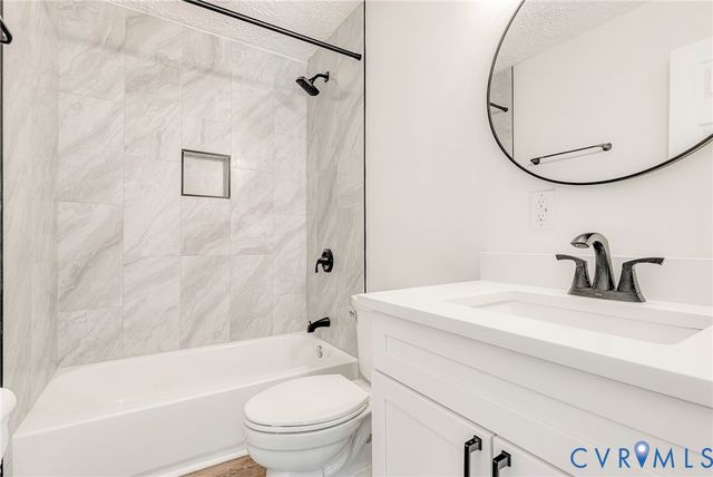 5202 Eanes Ln, Henrico, VA 23231