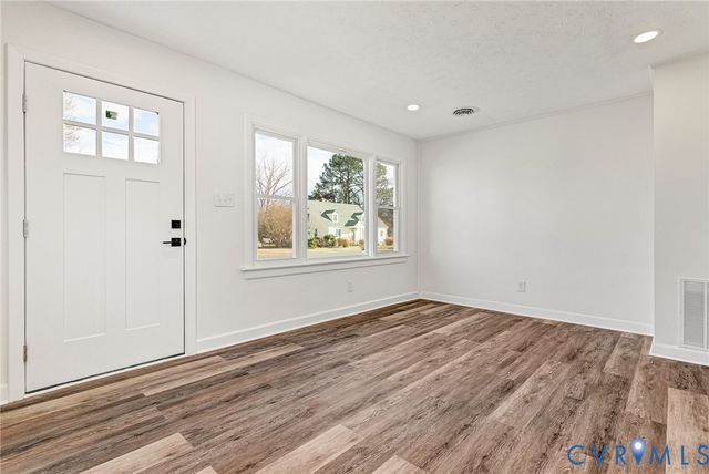 5202 Eanes Ln, Henrico, VA 23231