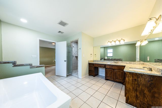 8318 Grey Knoll, San Antonio, TX 78230