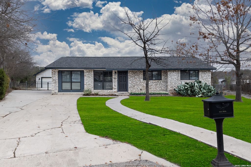 8318 Grey Knoll, San Antonio, TX 78230