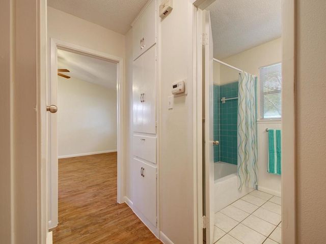 8516 Hathaway DR 2, Austin, TX 78757