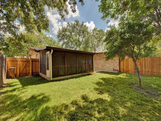 8516 Hathaway DR 2, Austin, TX 78757