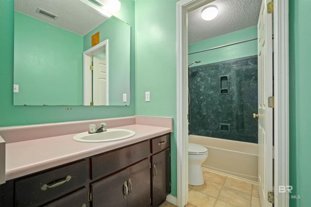 35275 E Jerkins Lane, Stapleton, AL 36578