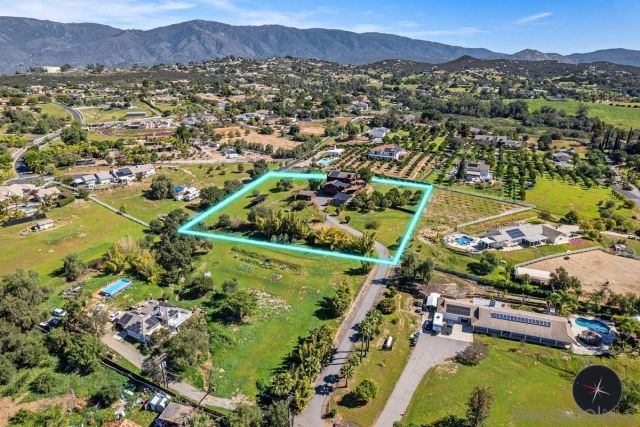 30830 Ranch Creek Rd, Valley Center, CA 92082
