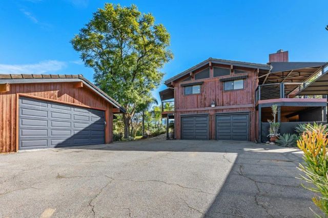 30830 Ranch Creek Rd, Valley Center, CA 92082