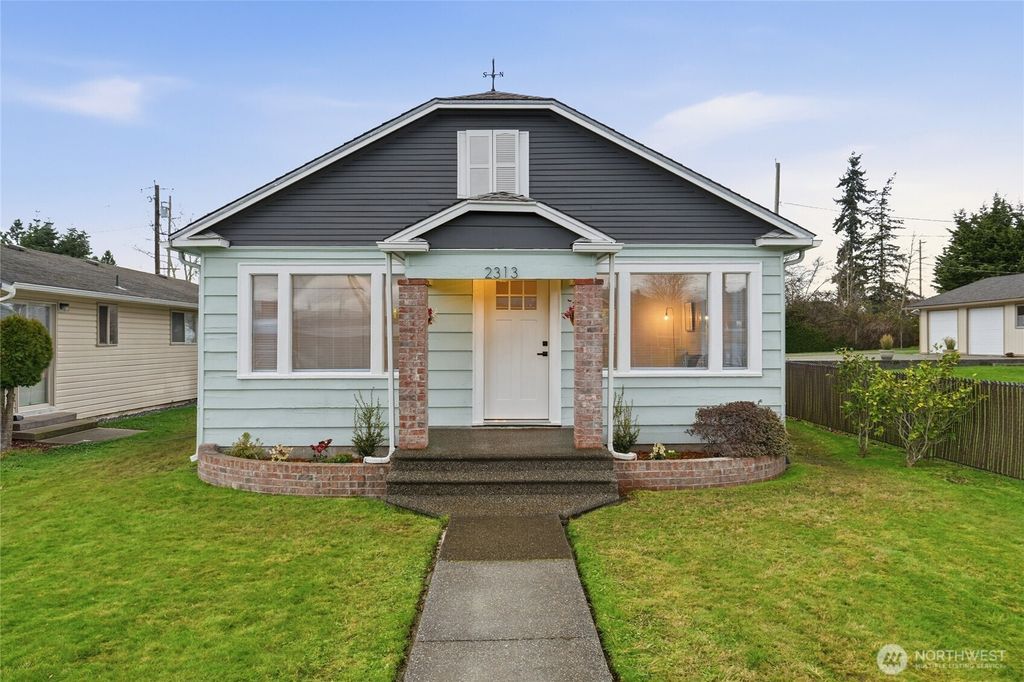 2313 Moore Street, Bellingham, WA 98229