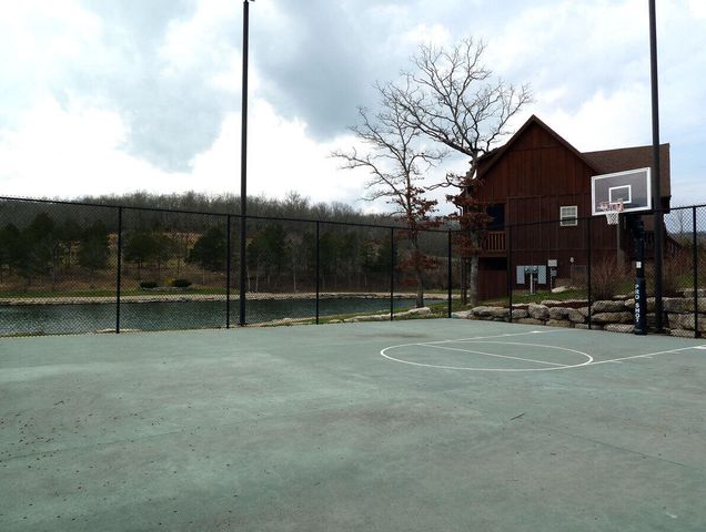 110 Bells Avenue 95b, Branson West, MO 65737