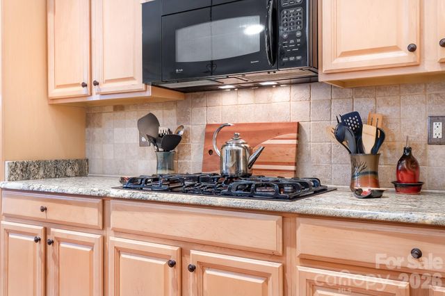 104 Kestrel Court, Mount Holly, NC 28120