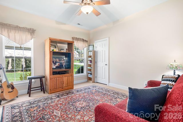 104 Kestrel Court, Mount Holly, NC 28120