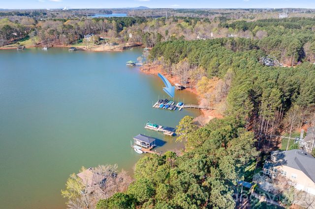 104 Kestrel Court, Mount Holly, NC 28120