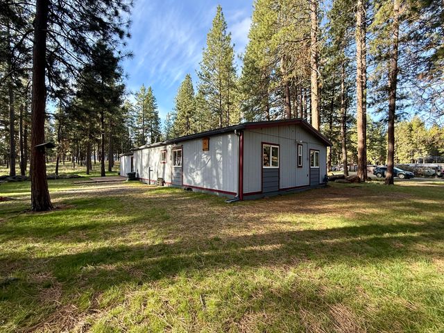 8907 Big Pine Way, Klamath Falls, OR 97601