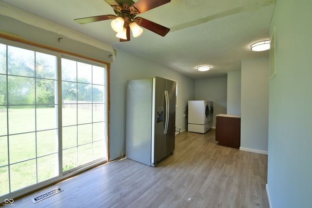 1083 E South Street, Greenfield, IN 46140