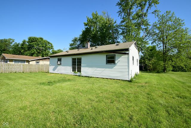 1083 E South Street, Greenfield, IN 46140