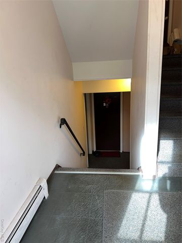 16 Scenic Drive S, Croton-on-hudson, NY 10520